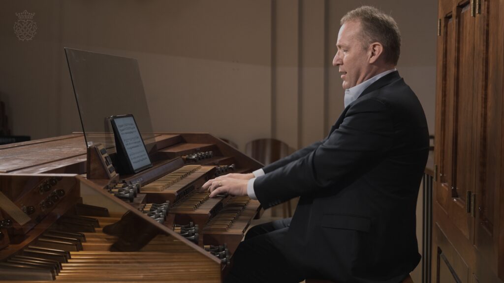 Organist Scott Dettra performs at Arizona Bach Festival - WIDE-4