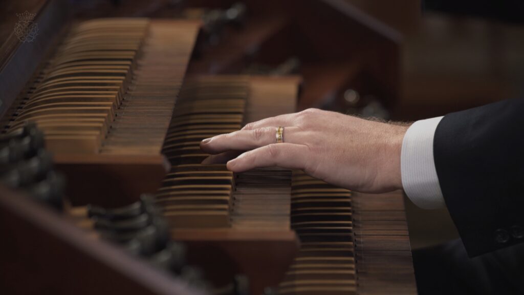 Organist Scott Dettra performs at Arizona Bach Festival - CLOSE-1